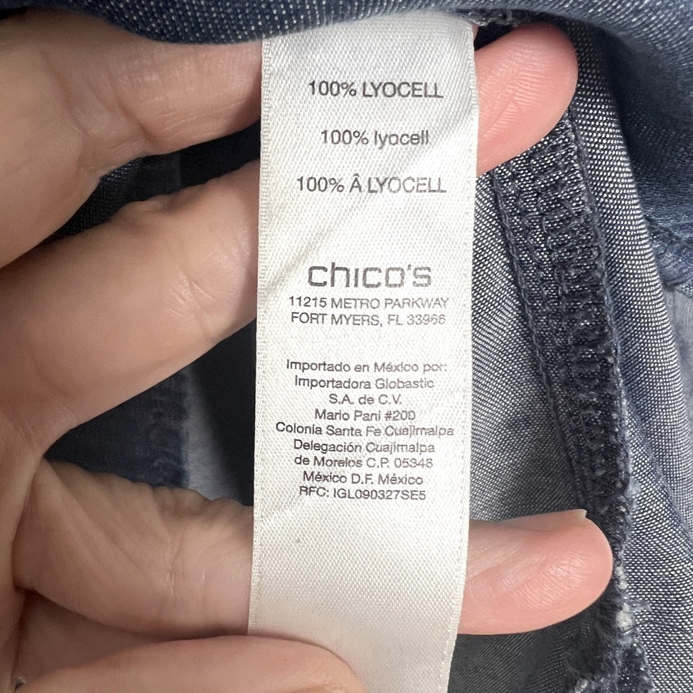 Chico's Chambray 100% Lyocell Long Split Cuff Bell Sleeve Tunic Top Size 16 - Picture 8 of 10